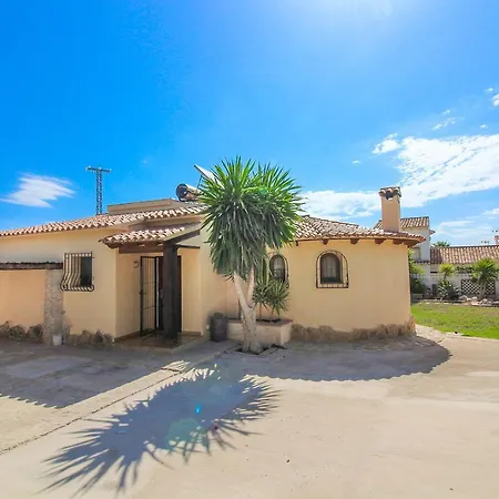Βίλα Con Piscina Privada - Benicolada