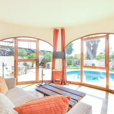 فيلة Con Piscina Privada - Benicolada *